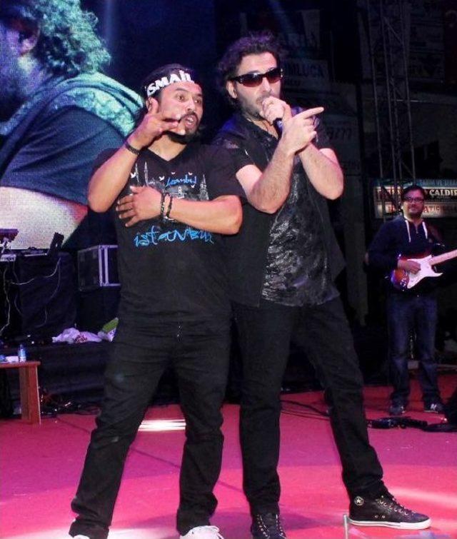 İsmail Yk, Kumluca da Konser Verdi 1