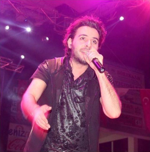İsmail Yk, Kumluca da Konser Verdi 2