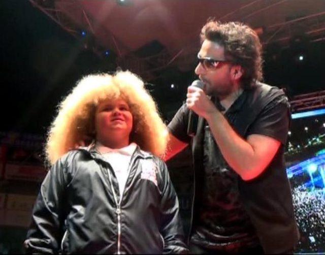 İsmail Yk, Kumluca da Konser Verdi 3