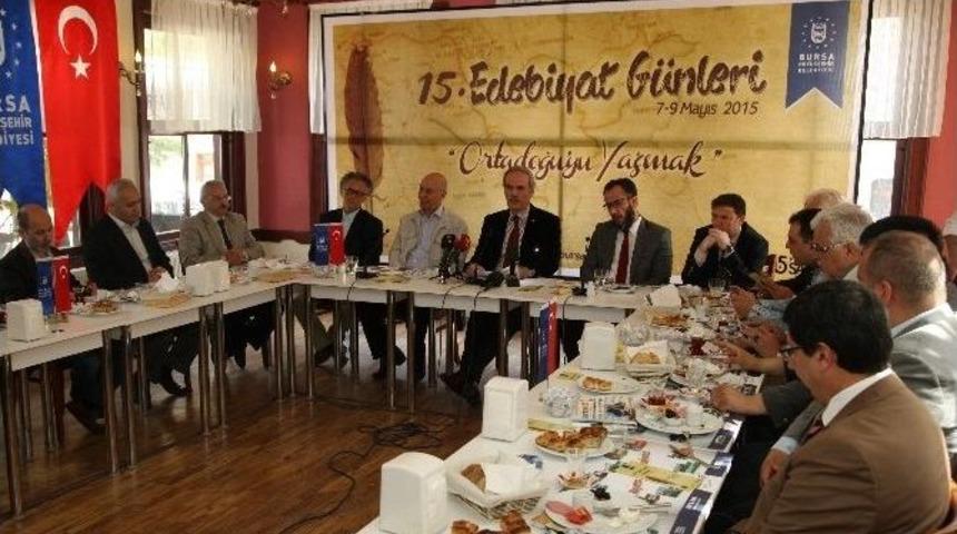 &lsquo;edebiyat G&uuml;nleri&rsquo;nde Tema &lsquo;ortadoğu&rsquo;yu Yazmak&rsquo;