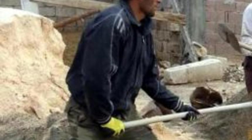 İnşaat Iş&ccedil;isi Su Kanalında Boğuldu