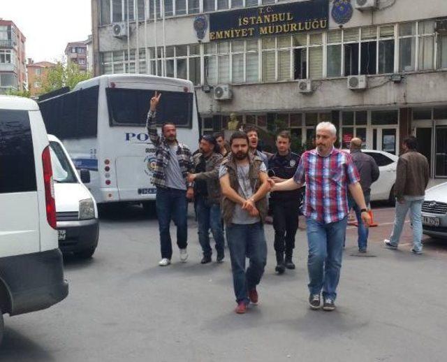 1 Mayıs G&ouml;zaltılarının Emniyetteki Işlemleri S&uuml;r&uuml;yor 2