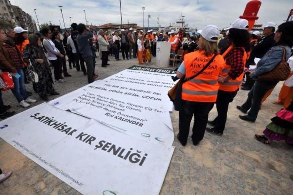 &Ccedil;anakkale'de 'atikhisar Atıkhisar' Olmasın Y&uuml;r&uuml;y&uuml;ş&uuml;