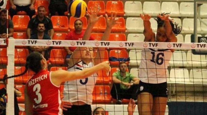 Nil&uuml;fer Belediyespor-Sarıyer Belediyespor: 3-0