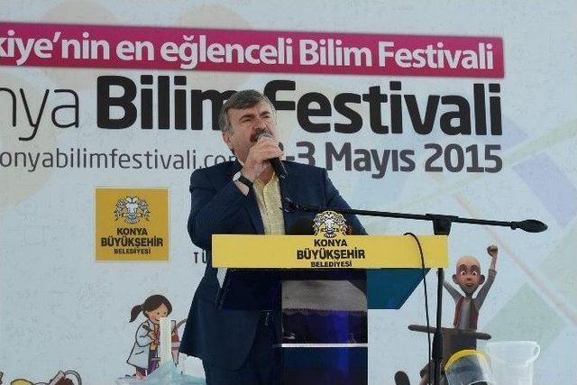 Büyükşehir’den Bilim Festivali