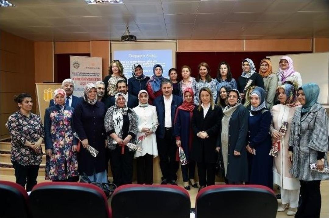 Başkan &Ccedil;akır Ve Milletvekili &Ccedil;alık, Anne &Uuml;niversitesi&rsquo;ni Ziyaret Etti