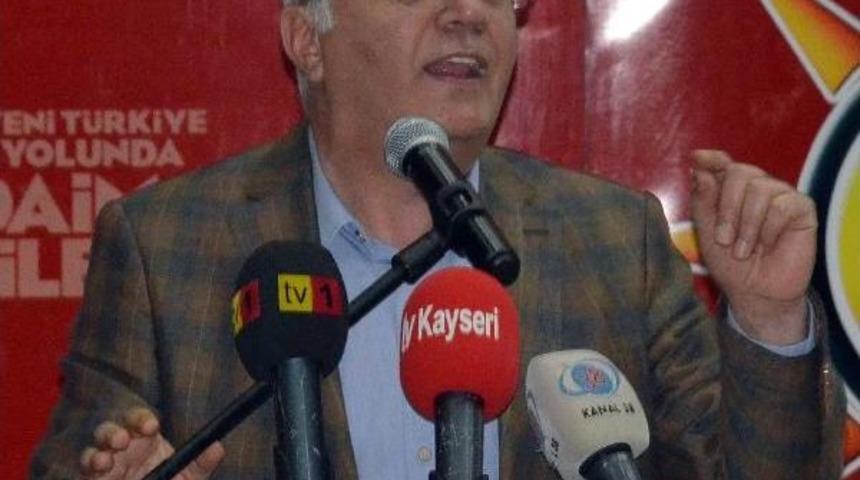 Elitaş: Kılı&ccedil;daroğlu, Yunan Başbakanı Gibi Bol Keseden Savurtturuyor'