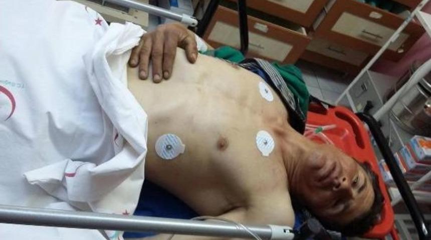 Babasının Devrilen Trakt&ouml;r&uuml;n&uuml;n Altında Can Verdi