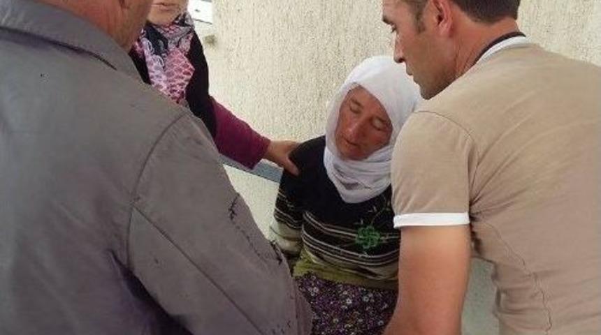 10 Yaşındaki Dudu Babasının Kullandığı Trakt&ouml;r&uuml;n Altında Can Verdi