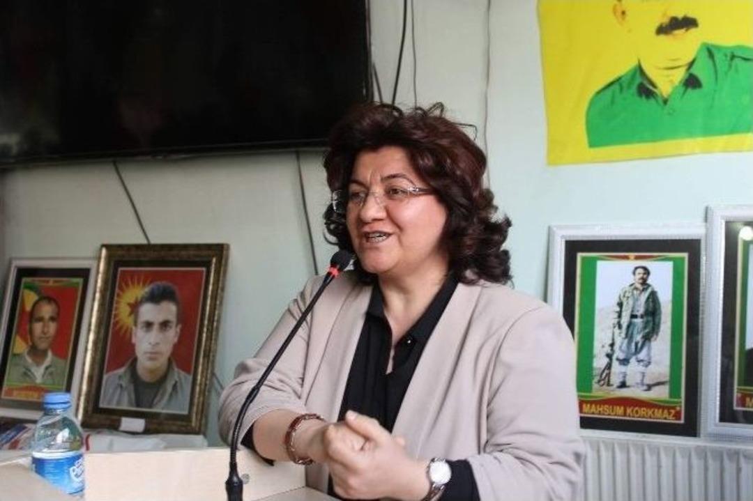 Dbp Eş Başkanı Emine Ayna: "erdoğan &Ouml;calan&rsquo;la Tokalaşmak Zorundadır"