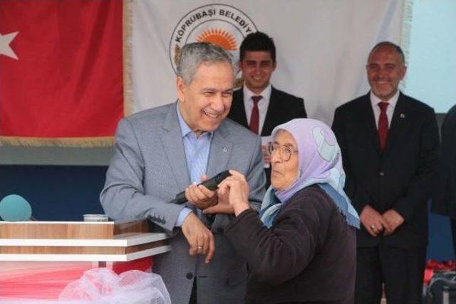 Arınç tan Ak Parti ye Galatasaray Benzetmesi 1