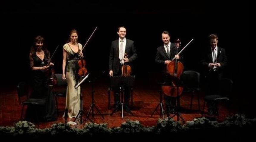 Mozart Ve Strauss Esintileri B&uuml;y&uuml;ledi