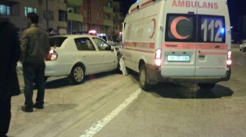 Astsubay Trafik Kazasında Ağır Yaralandı