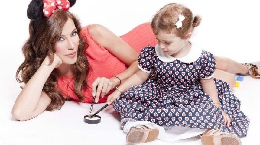 Deniz Akkaya Anneler G&uuml;n&uuml;&rsquo;nde Adana Optimum&rsquo;da