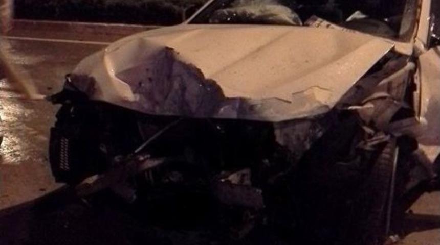 L&uuml;ks Otomobil Hurdaya D&ouml;nd&uuml;