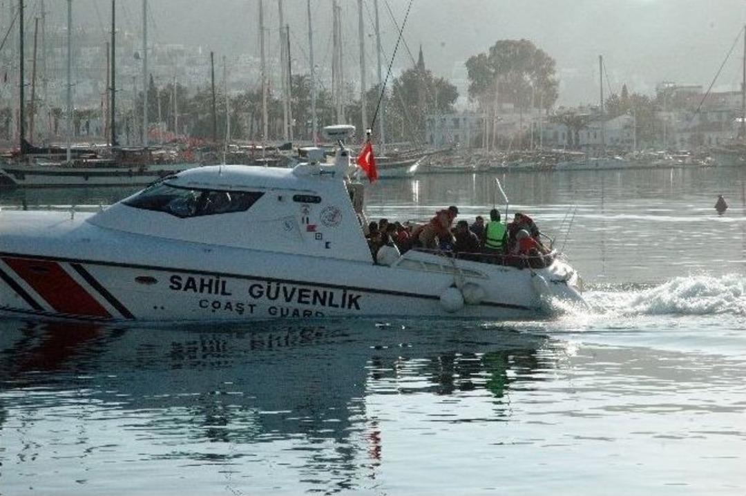 Bodrum&rsquo;da 57 Ka&ccedil;ak G&ouml;&ccedil;men Yakalandı