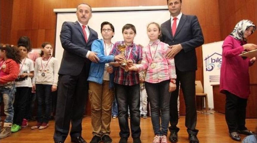 Bağcılar Bilgi Evi Öğrencileri Bilgi Yarışmasında