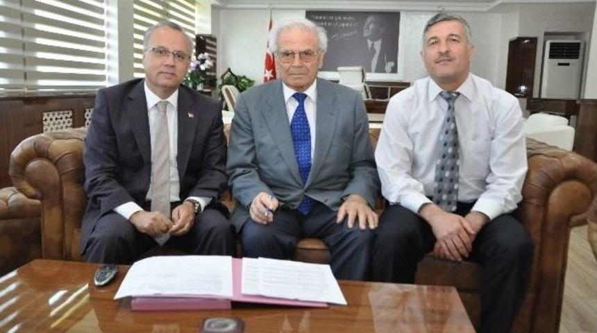 Salihli Belediyesi&rsquo;ne Anlamlı Bağış