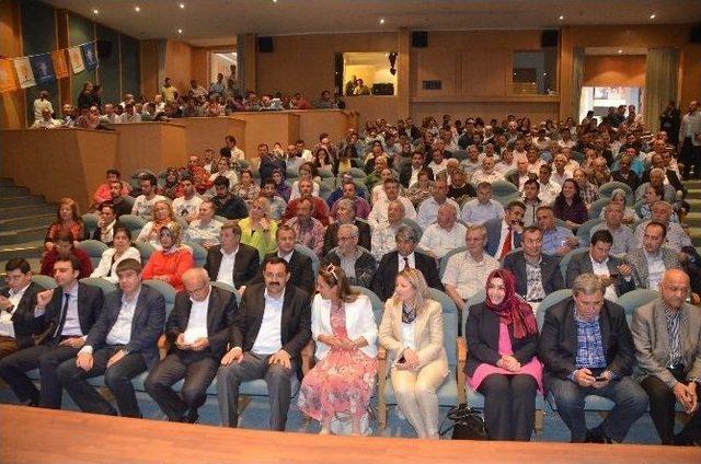 Chp Ve Mhp’li 3 Meclis Üyesi Ak Parti’ye Katıldı