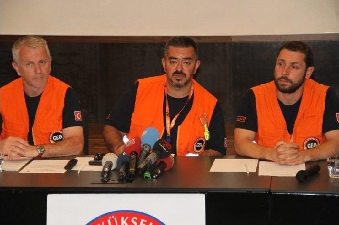 Enkazdan 2 Canlı &Ccedil;ıkaran Gea Ekibi T&uuml;rkiye&rsquo;ye D&ouml;nd&uuml;