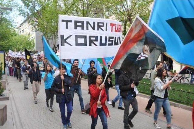 Eskişehir'de Türkçüler Yürüyüşü