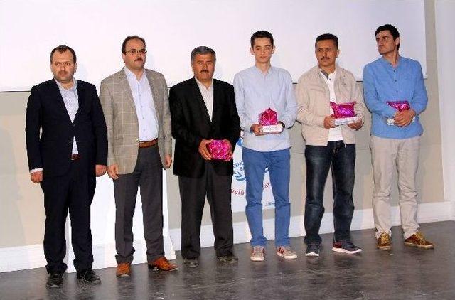 Ufka Yolculuk&rsquo;ta Dereceye Girenlere &Ouml;d&uuml;lleri Verildi 2