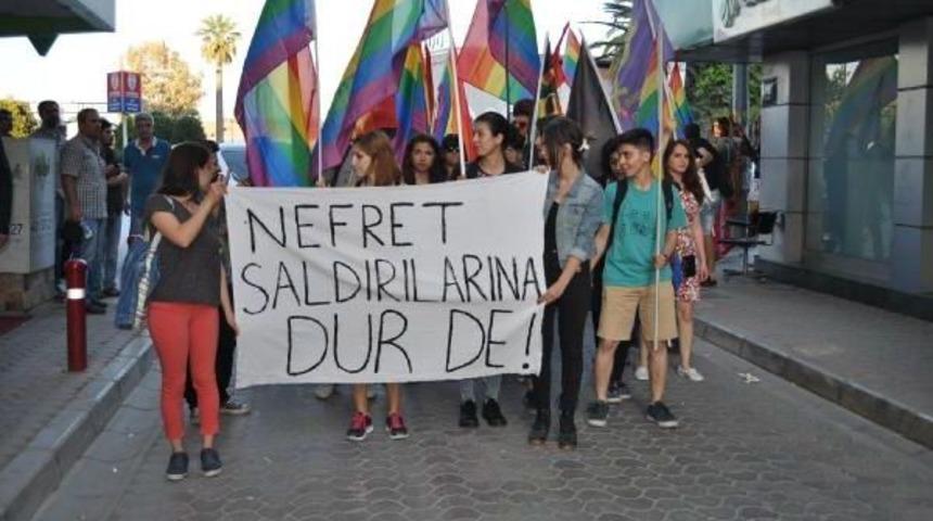 Lgbt'lilerden 'nefret Saldırılarına Dur De' Eylemi