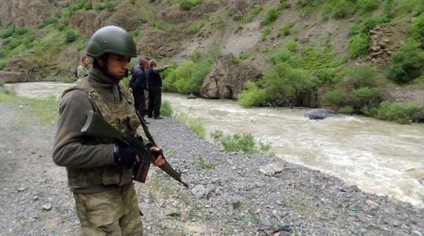 Zap Suyuna D&uuml;şen Ara&ccedil;