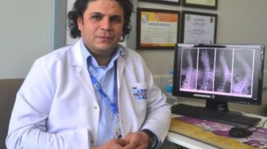 Op.dr.t&uuml;rk: "&ccedil;ocuklarda Omurga Eğriliği S&uuml;t T&uuml;ketimi Ve Sporla &Ouml;nlenebilir"