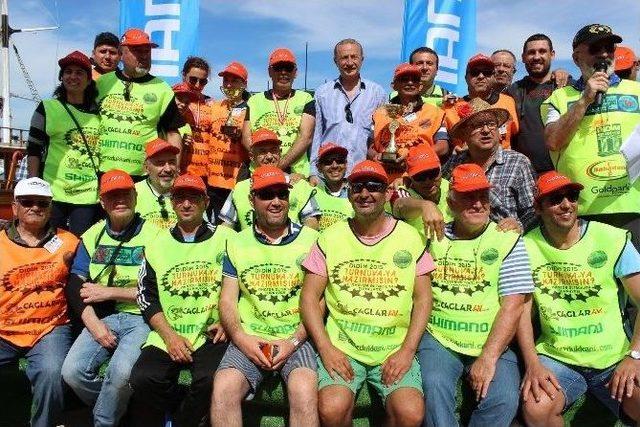 Didim 1. Amat&ouml;r Oltacılar Turnuvası Ger&ccedil;ekleştirildi 2