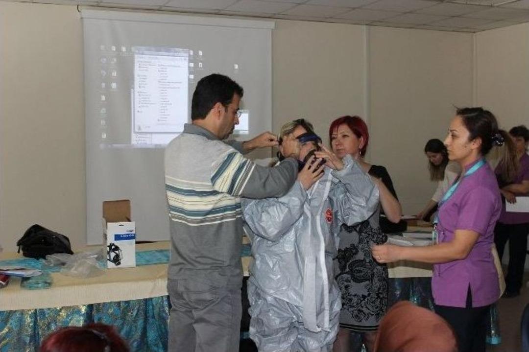 Sağlık &Ccedil;alışanlarına Kbrn Eğitimi