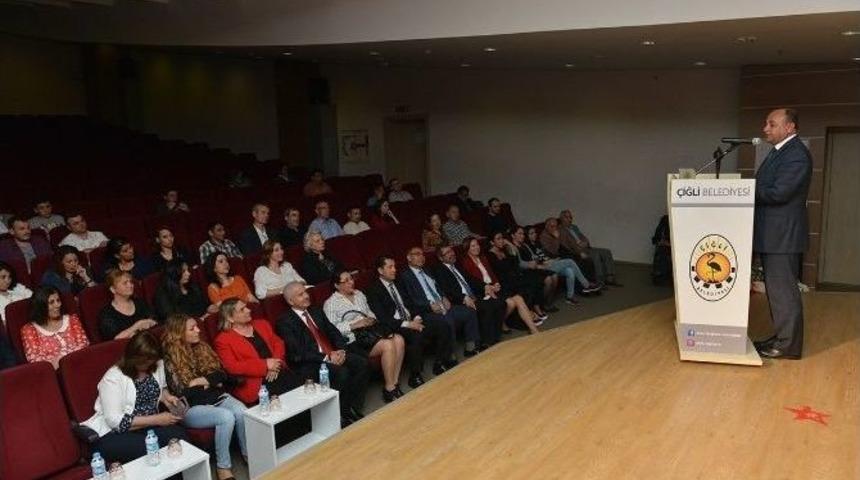 &Ccedil;iğlili Girişimcilere Sertifikaları T&ouml;renle Dağıtıldı