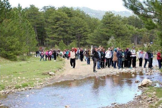 Beyşehir’de Doğa Yürüyüşü Ve Fotoğraf Gezisi Etkinlikleri