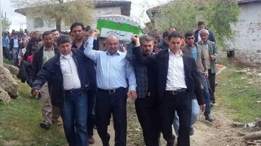 10 Yaşındaki Dudu G&ouml;zyaşlarıyla Uğurlandı