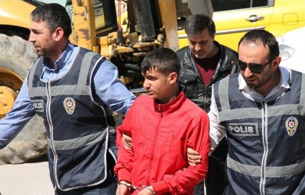 Hırsızlar Veresiye Defterini Bile &Ccedil;almış