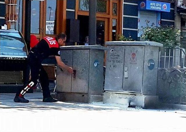 (&ouml;zel Haber) - Polis İtfaiyeden &Ouml;nce Yangını S&ouml;nd&uuml;rd&uuml; 2