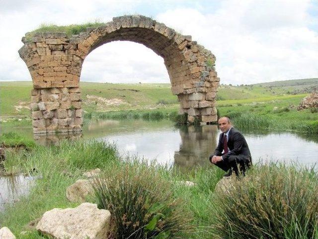 Başkan Özdemir, ’tarihi Septimius Severus Köprüsü Turizme Kazandırılıyor’ 1