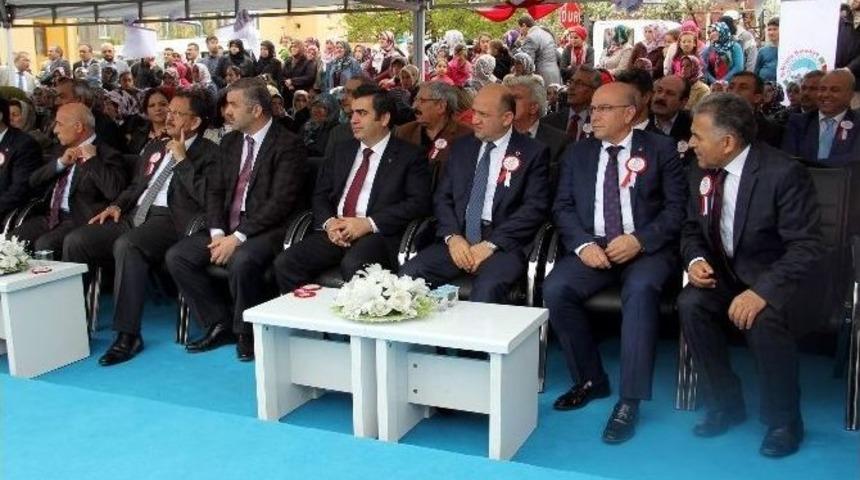 Bilim Sanayi Ve Teknoloji Bakanı Fikri Işık: