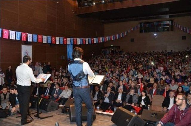 “çanakkale Bir Hilal Uğruna” Programına Büyük İlgi Gördü