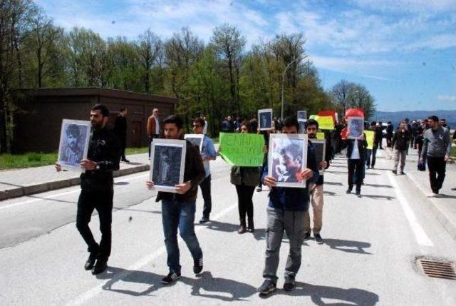 Bolu da 17 Yıl &Ouml;nce &Ouml;ld&uuml;r&uuml;len &Ouml;ğrenci Anıldı 1