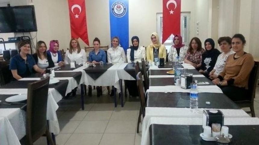 Eğitim Bir Sen Kadın Komisyonu Yapılanmasını Tamamlıyor