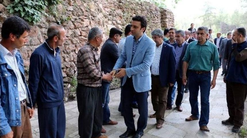 Ak Parti&rsquo;li Mustafa K&ouml;se, D&ouml;şemealtı&rsquo;nda Vatandaşlarla Buluştu