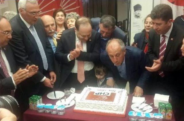 Muharrem İnce'ye Chp Logolu Doğum Günü Pastası