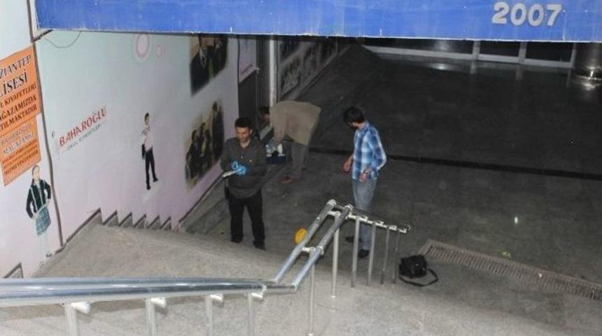 Gaziantep&rsquo;te Sokak Ortasında Silahlar Konuştu