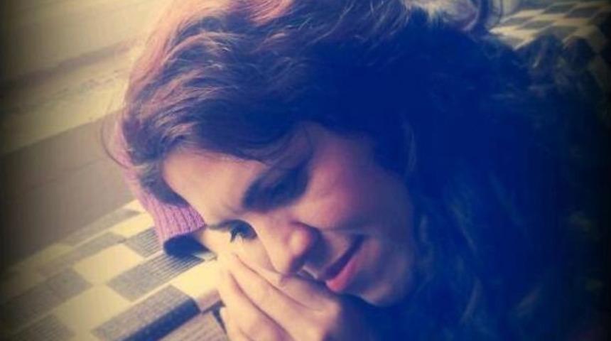 Okula Giden &Ouml;ğretmenler, Otomobille U&ccedil;uruma Yuvarlandı