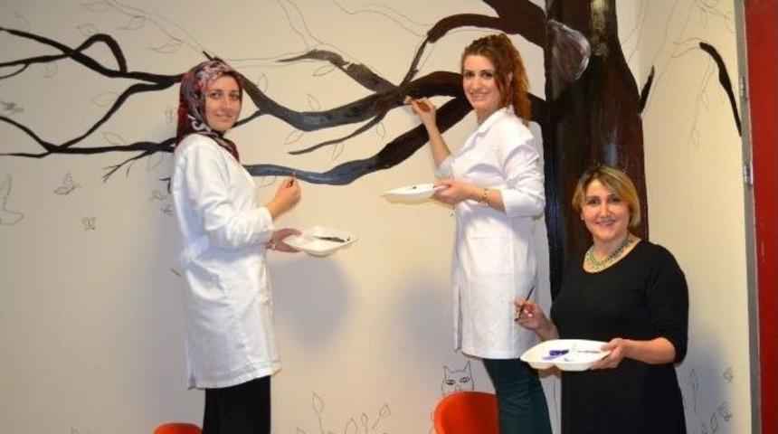 Busmek Kursiyerleri Hastaneyi G&uuml;zelleştirdi