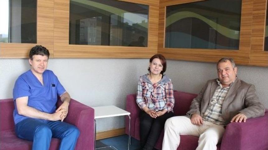 (&ouml;zel Haber) Eşi Ve Doktoruyla Birlik Oldu, Yeni Yaşama &rsquo;merhaba&rsquo; Dedi