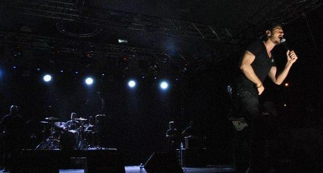 Adü Öğrencileri Kolpa Konseriyle Coştu 2