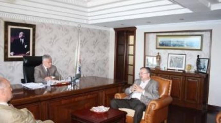 Beklenmeyen Ziyarete Sıcak Karşılama