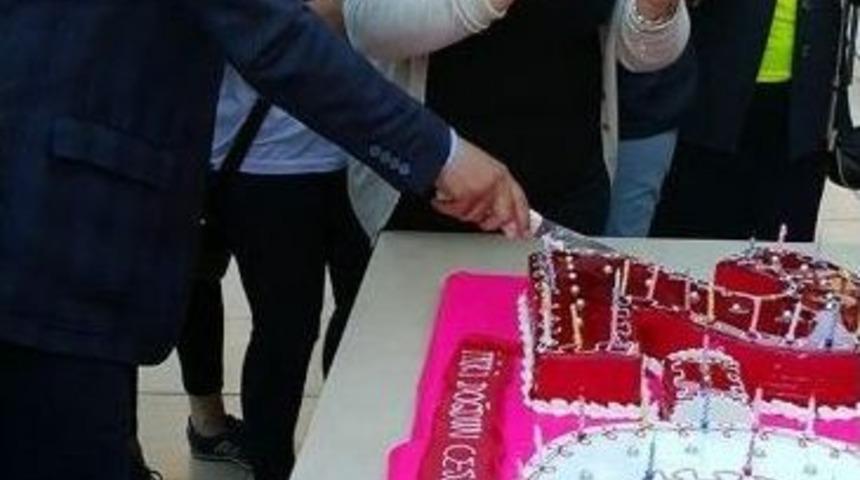 Muharrem İnce&rsquo;ye Yaş G&uuml;n&uuml;nde 2-0 Pastası